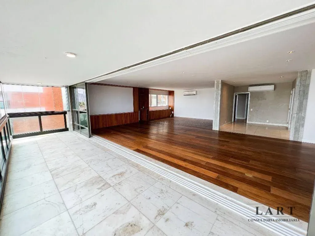 Apartamento com 3 dormitórios e 264 m² com 3 vagas — photo 13
