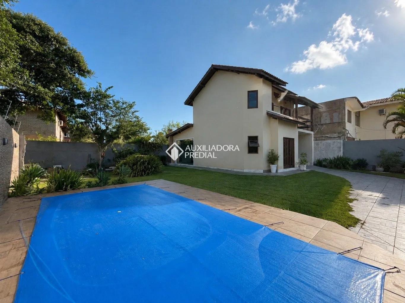 Немеблированный дом 456 м² с 2 спальнями и 2 этажом — photo 4