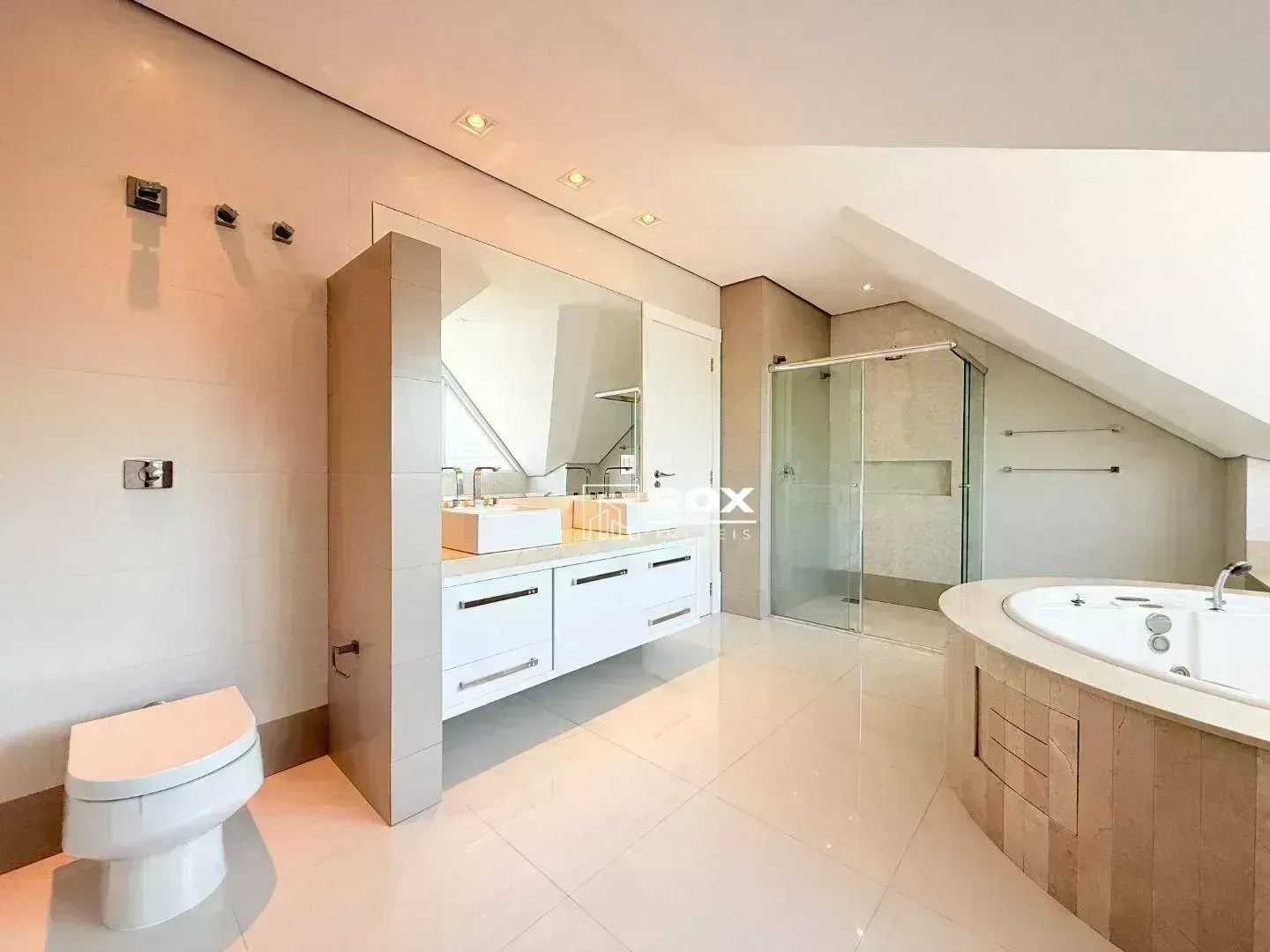 Ground-floor house with 5 en-suite bedrooms — photo 46