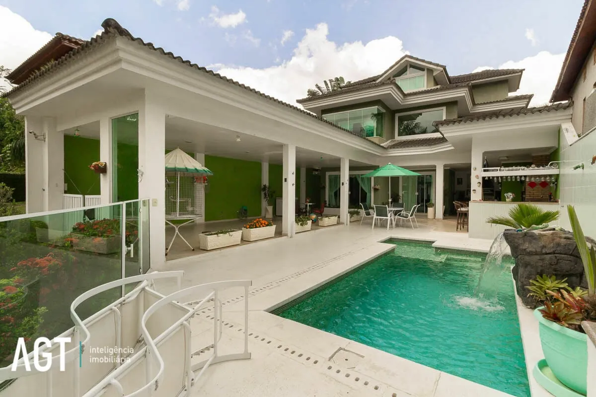 Furnished house with 4 bedrooms, 1 bathroom and 3 parking — photo 5