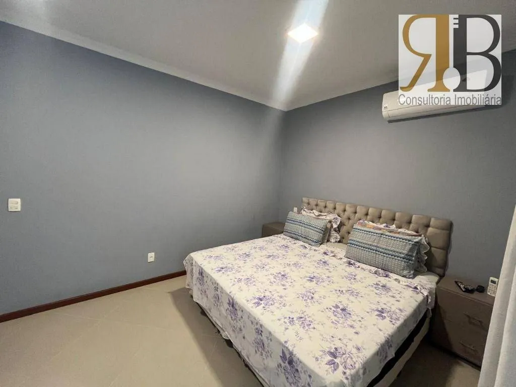 4-bedroom house with 5 bathrooms, 400 m² — photo 10