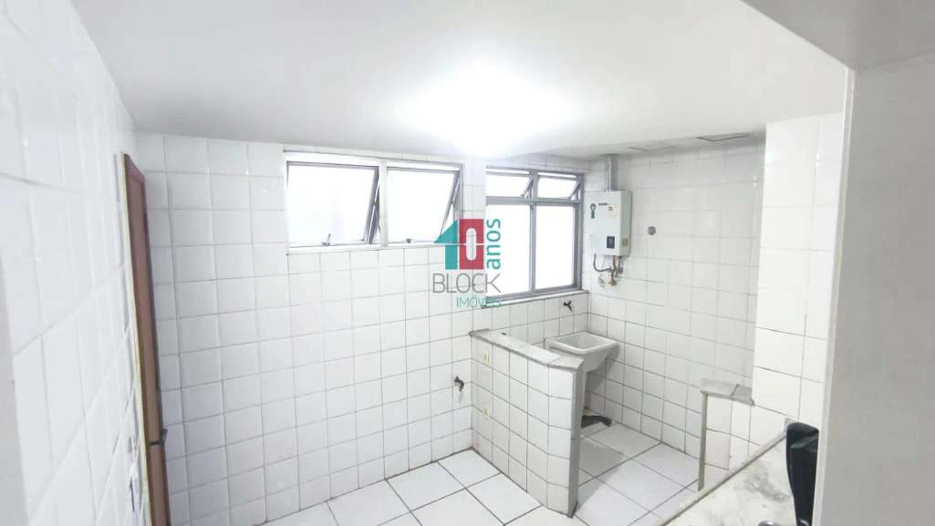 Apartamento com 3 quartos e piscina no condomínio — photo 27