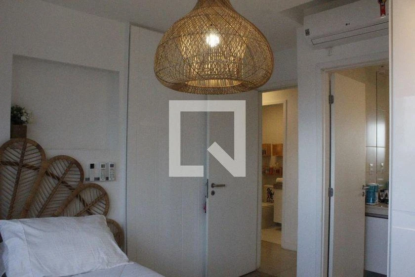 Furnished apartment, 115 m², with a glass-enclosed balcony — photo 23