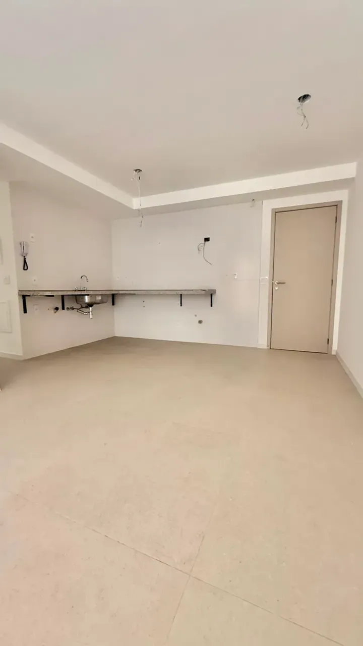 2-bedroom apartment with a balcony and 1 parking space — photo 7