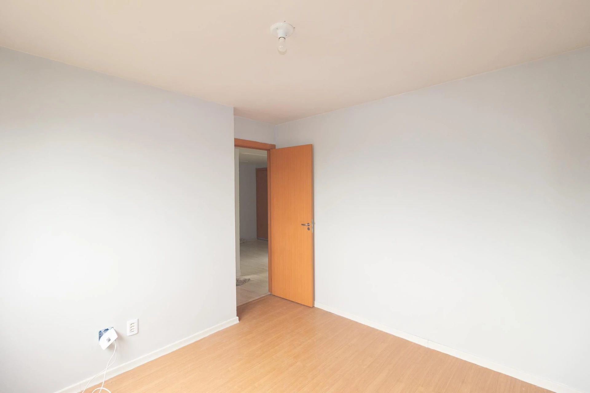 Apartamento de 2 quartos em condomínio com piscina — photo 30