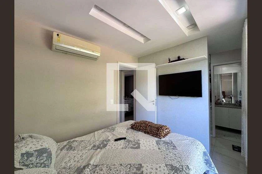 230 m² apartment with 4 bedrooms and 3 suites — photo 4
