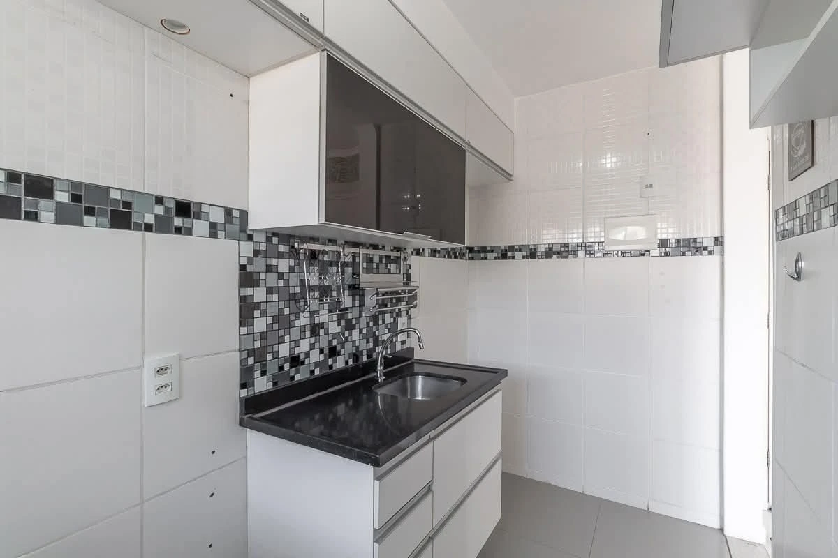 2-bedroom apartment with a home office in Rio de Janeiro — photo 17
