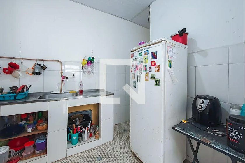 Furnished apartment with 5 bedrooms and 300 m² — photo 44