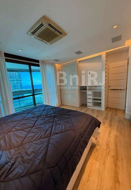 Квартира 779 м² без меблів із 4 спальнями-сюїтами — photo 4