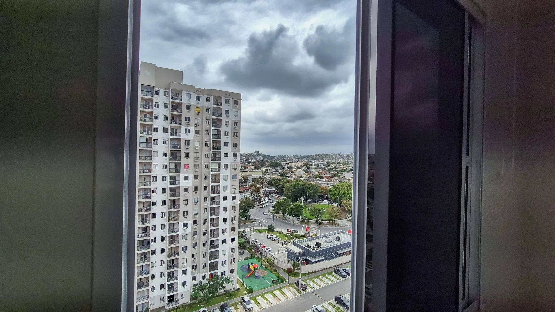 Apartamento com 2 quartos e varanda — photo 43