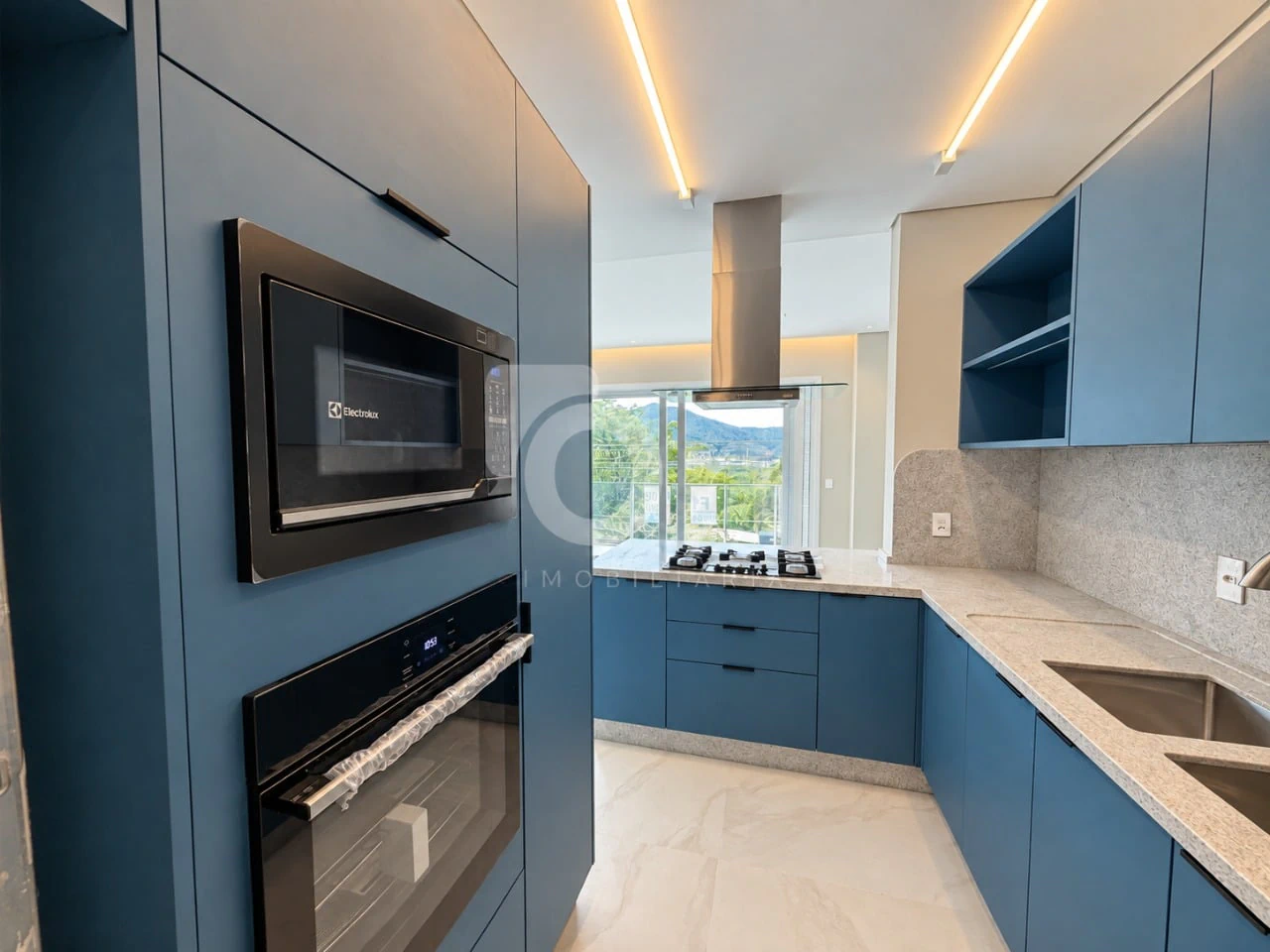 Ванна и 3 спальни: квартира 95 м² — photo 5