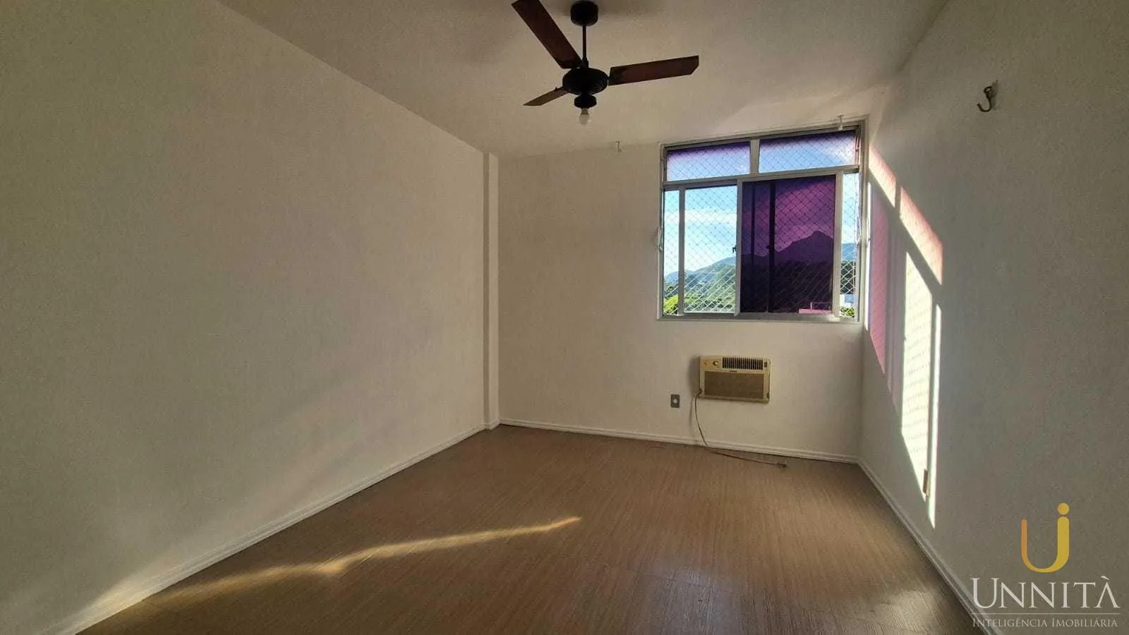 Mountain view in a 2-bedroom apartment, 62 m² — photo 11