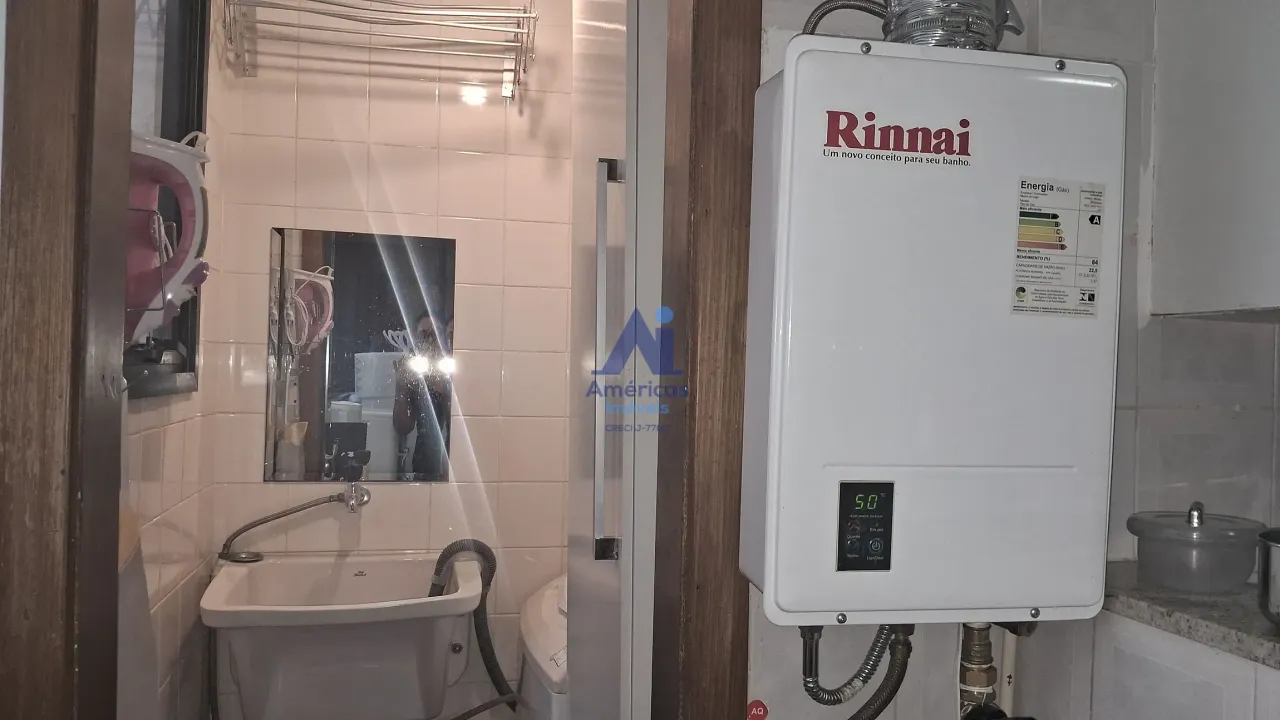 Apartamento com 3 quartos e cozinha em ambiente fechado — photo 4
