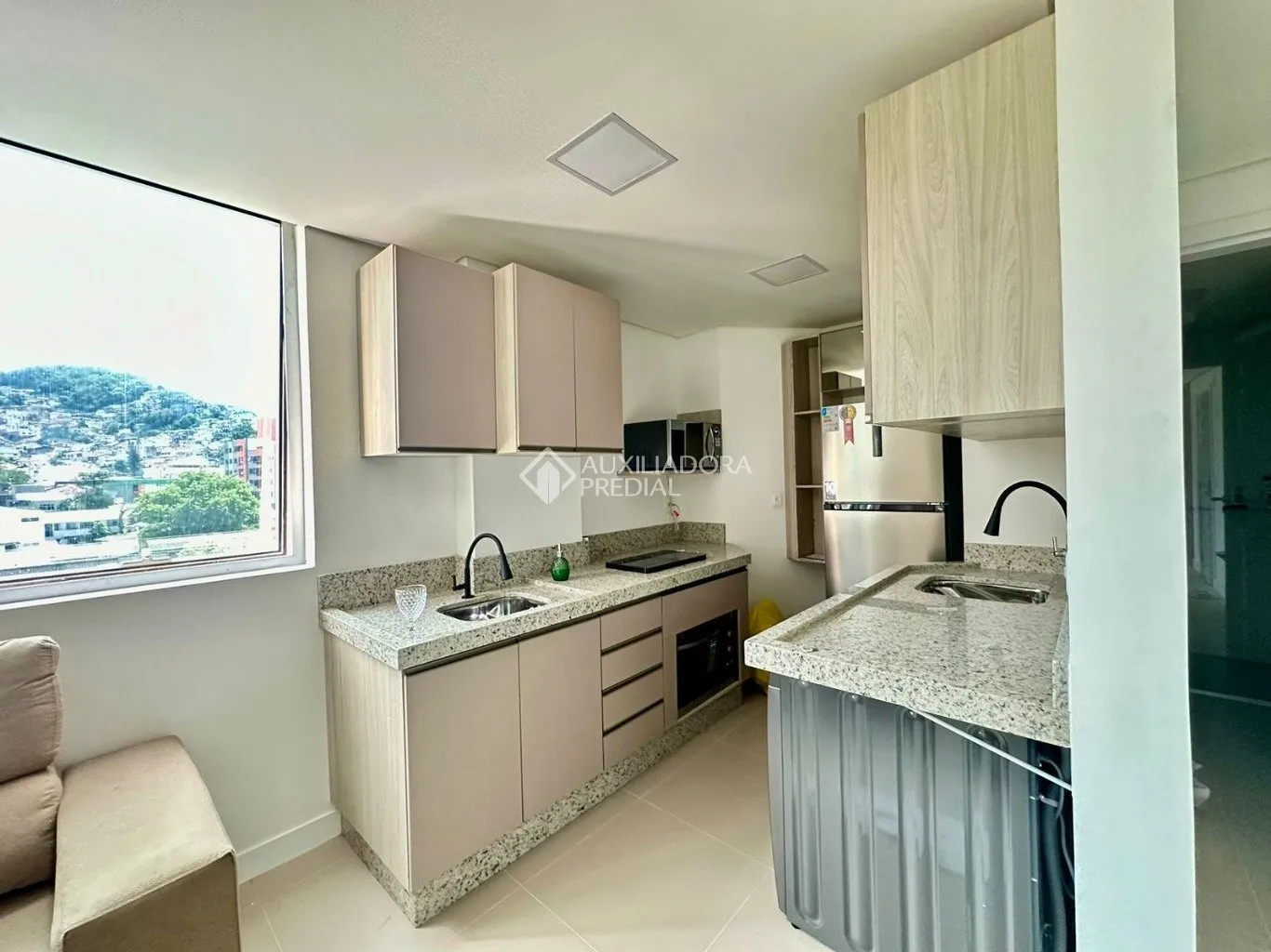 Furnished studio, 31 m² — photo 2