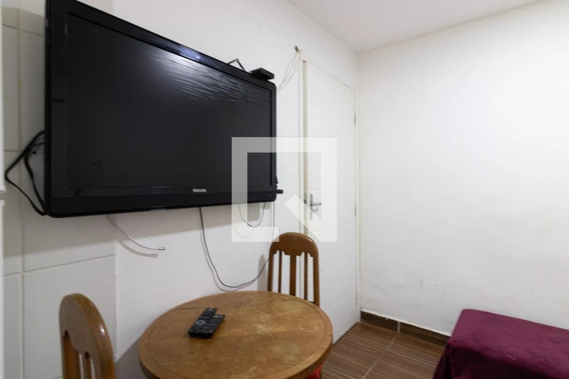 Furnished 2-bedroom apartment with 1 bathroom no parking — photo 12