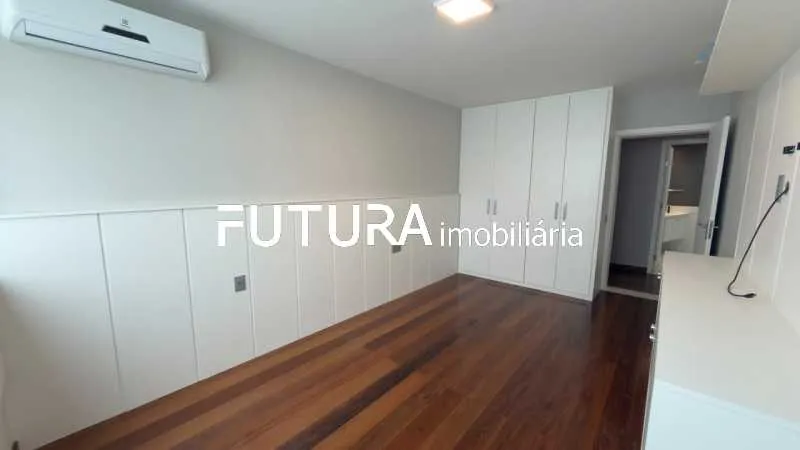 Apartment, 465 m², with floor-to-ceiling windows — photo 25