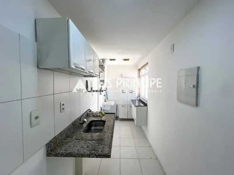 Apartamento com 2 quartos e cozinha separada — photo 14