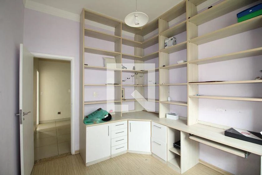 6-bedroom house with 4 en-suite suites and 600 m² — photo 31