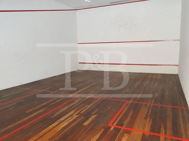 Furnished apartment with 2 bedrooms and an open-plan kitchen — photo 29