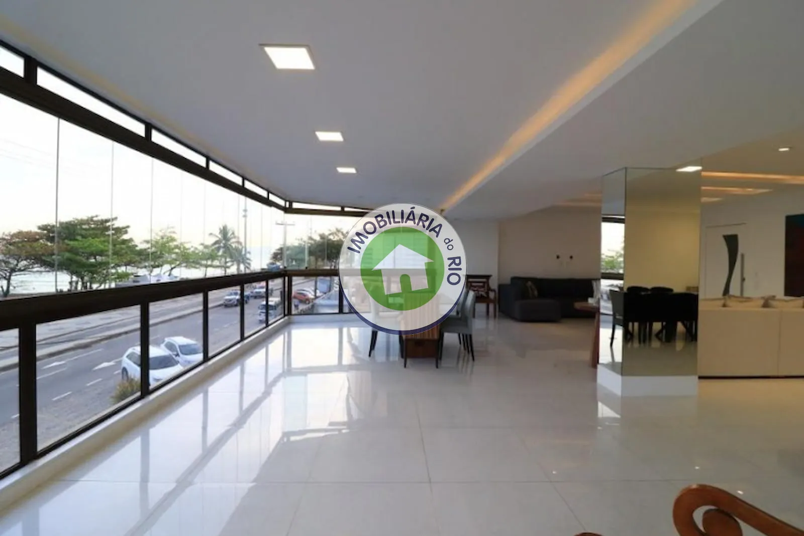 Apartamento mobiliado com 4 quartos e 350 m² — photo 9