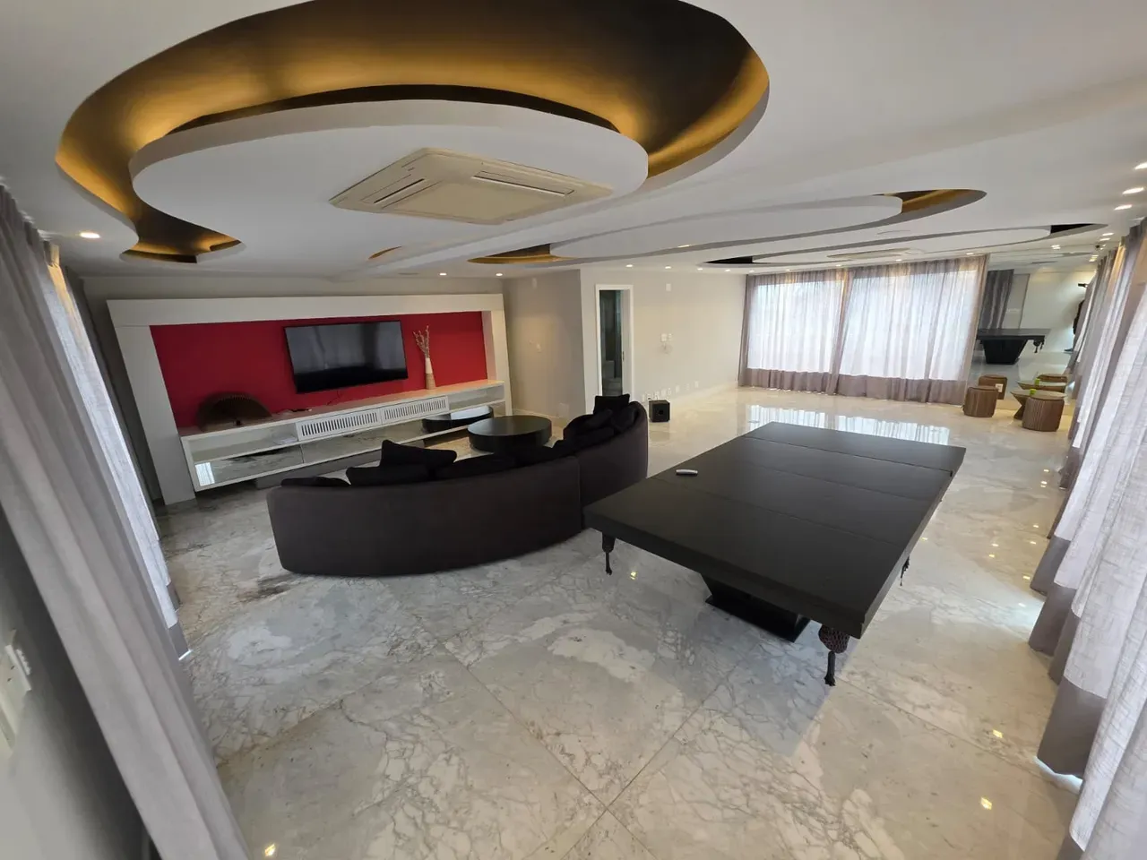 Casa em condomínio com 5 quartos e 5 banheiros — photo 38