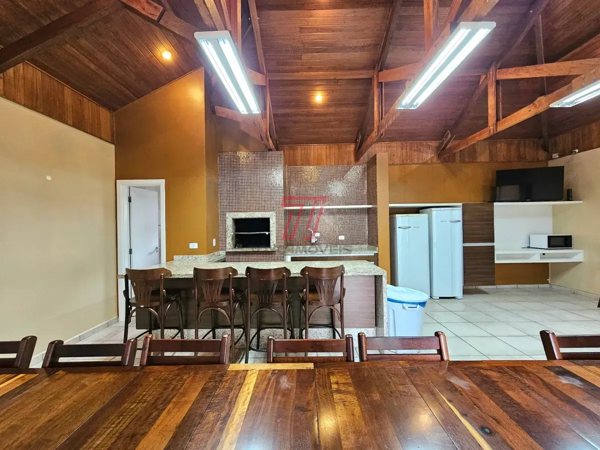 Rental apartment with 3 bedrooms and a balcony — photo 32