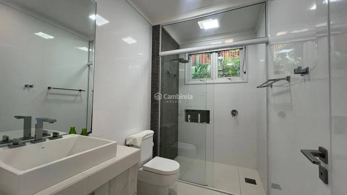 Casa mobiliada com 6 suítes e 1837 m² — photo 12