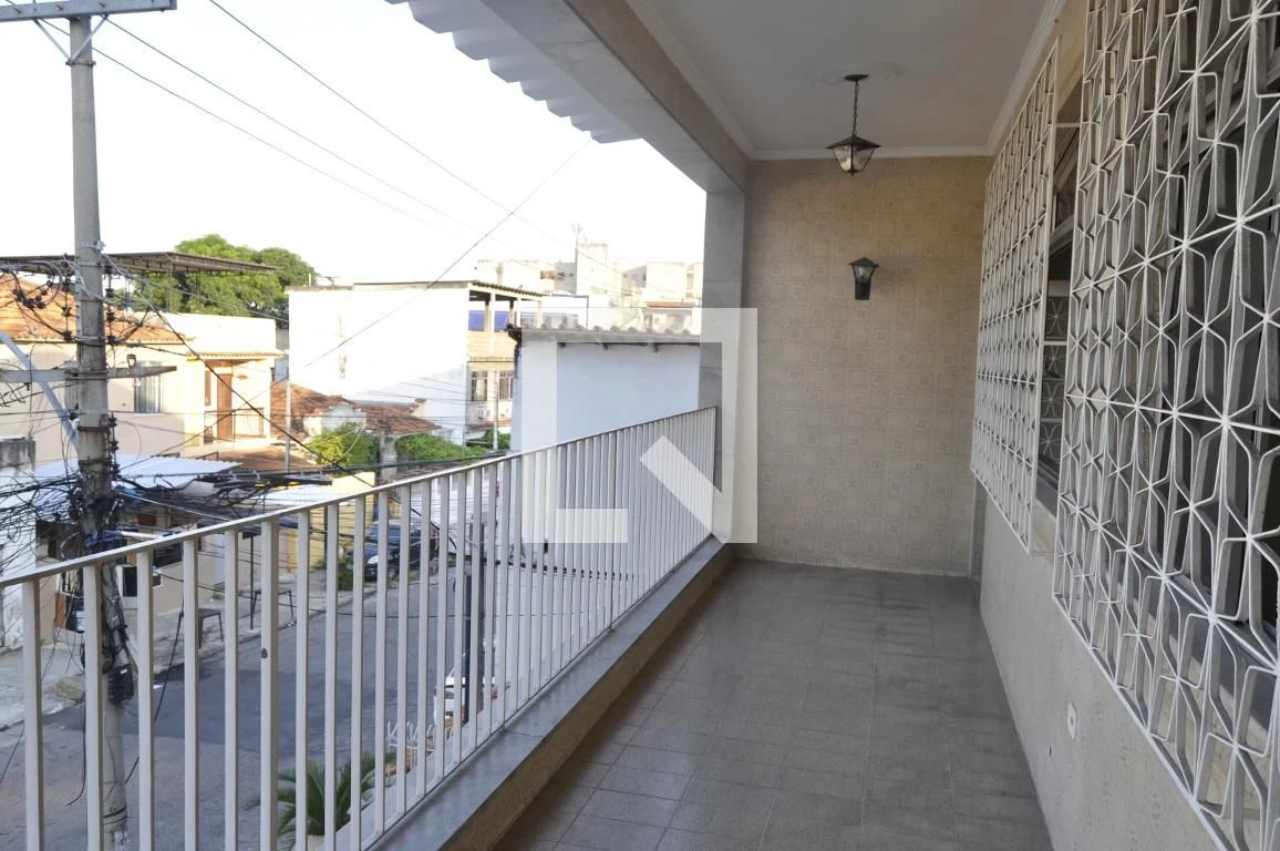 House, 180 m², with a private pool — photo 8
