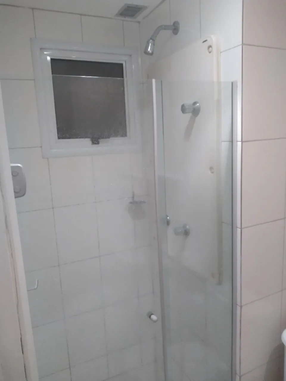 2-bedroom apartment in a building with a gym — photo 20