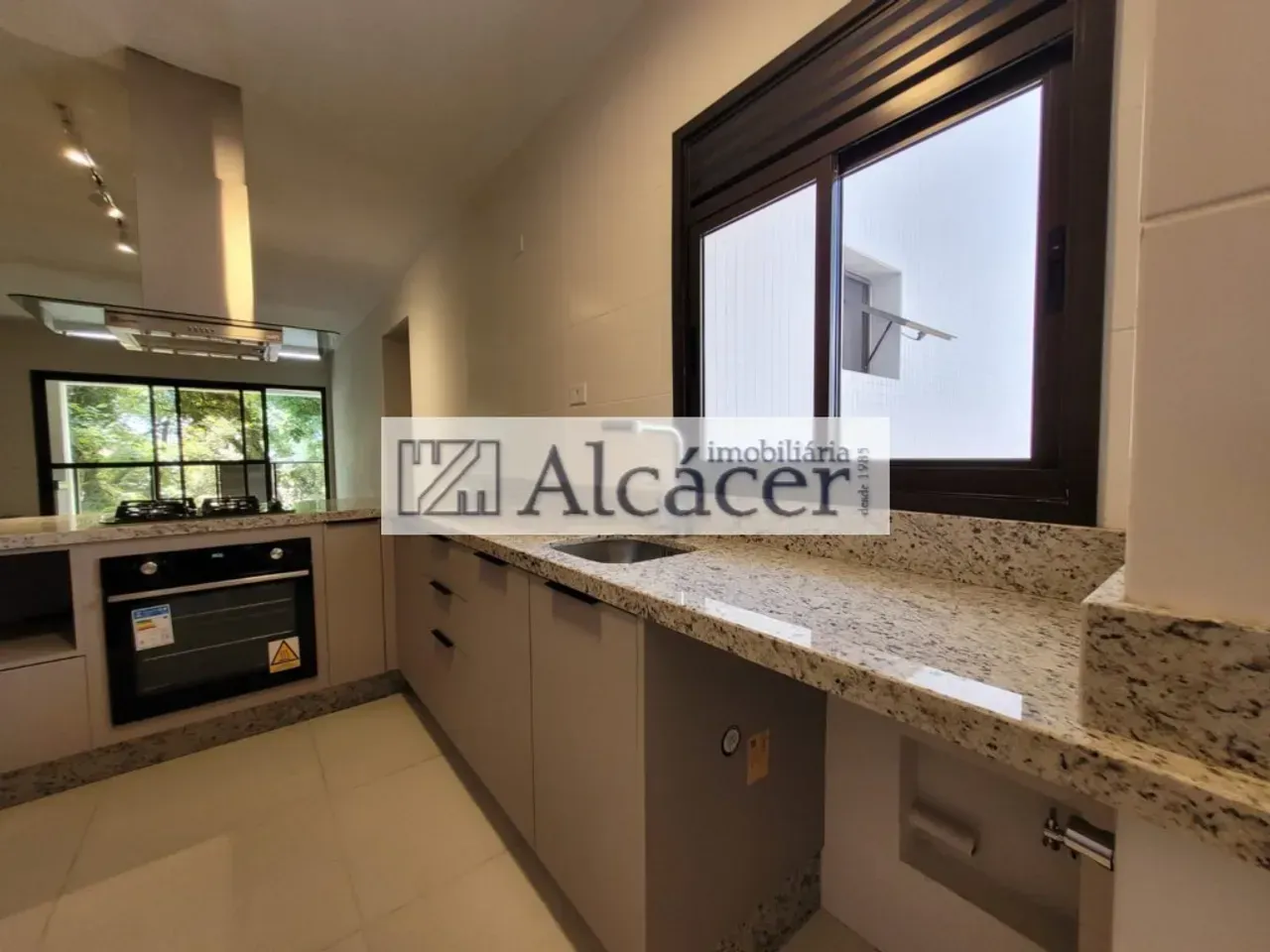 Apartamento de 3 dormitórios com sacada e churrasqueira — photo 6