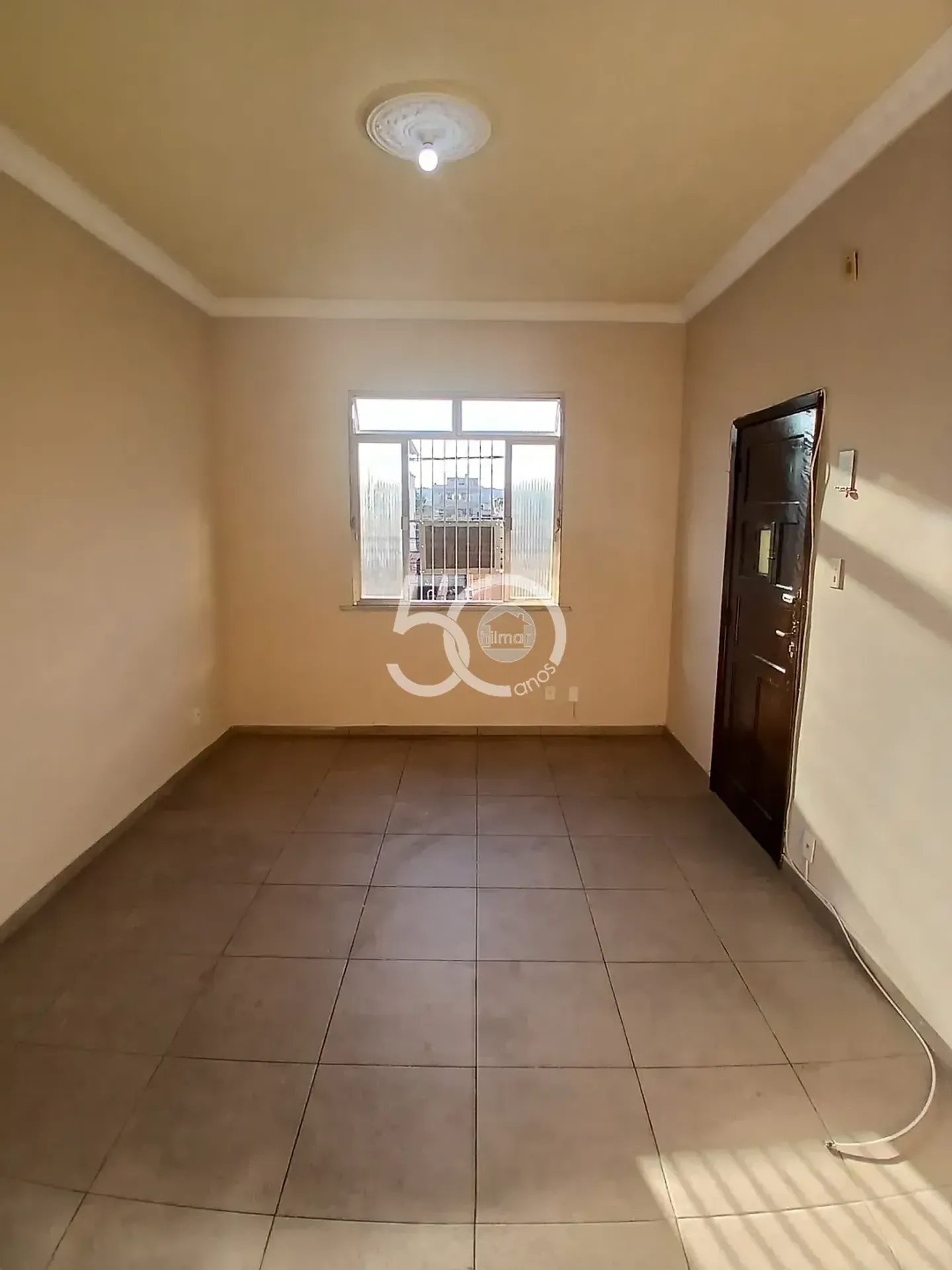 1-bedroom apartment with heating and no parking