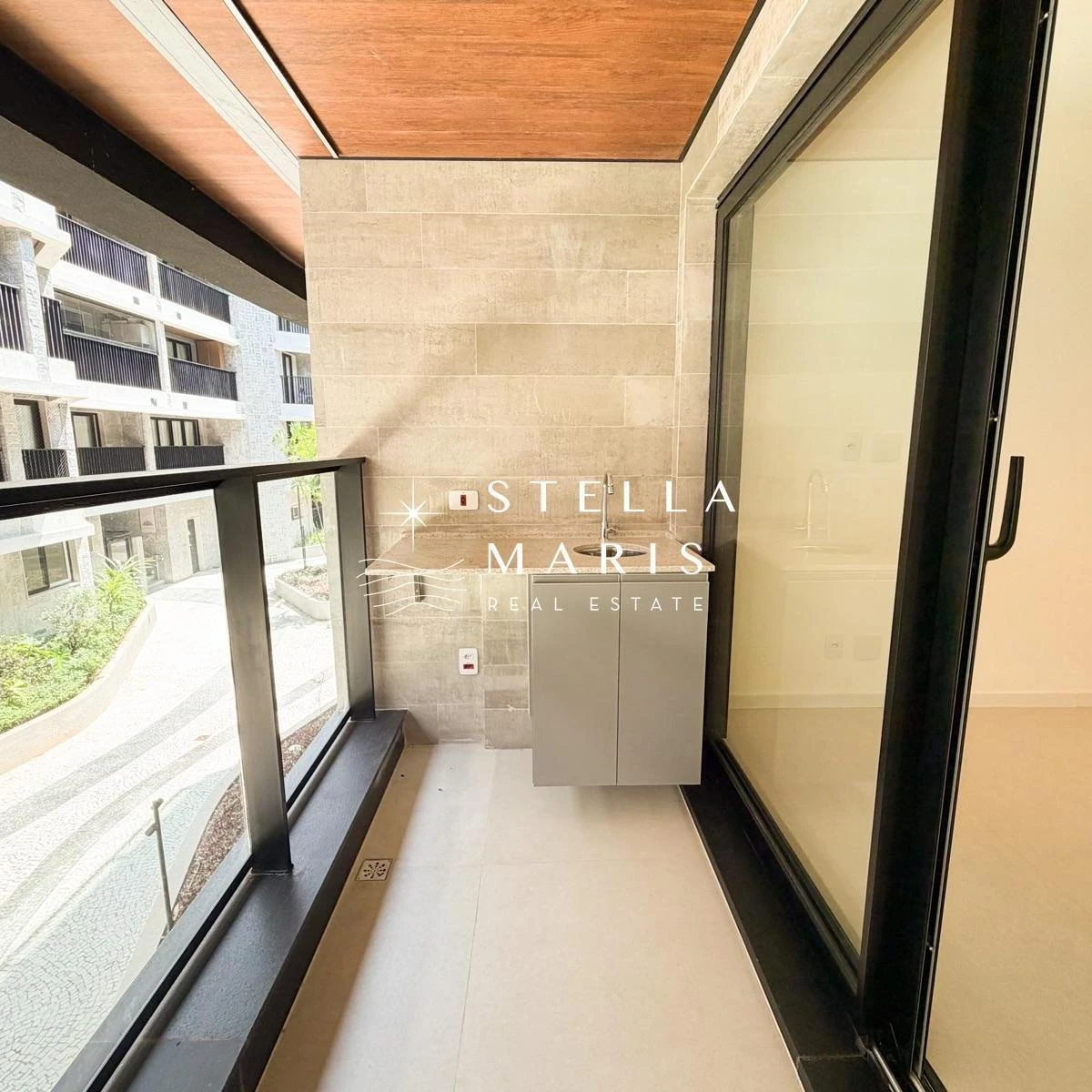 2-bedroom apartment in a building with a pool — photo 12