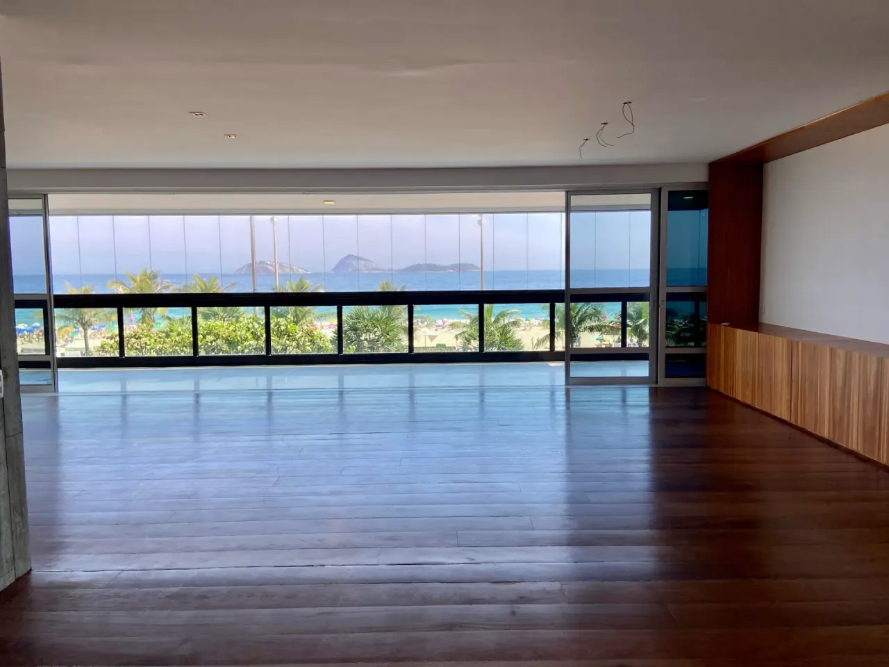 Apartamento con 3 habitaciones y balcón cerrado de vidrio — photo 7
