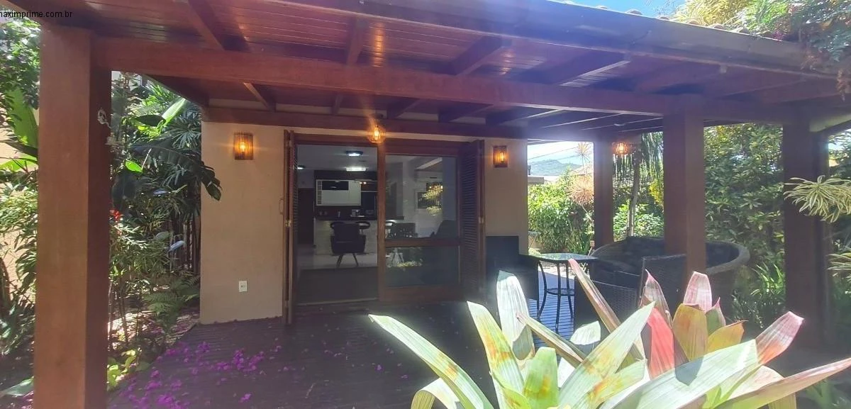 Casa con espacio de home office en Florianópolis — photo 42