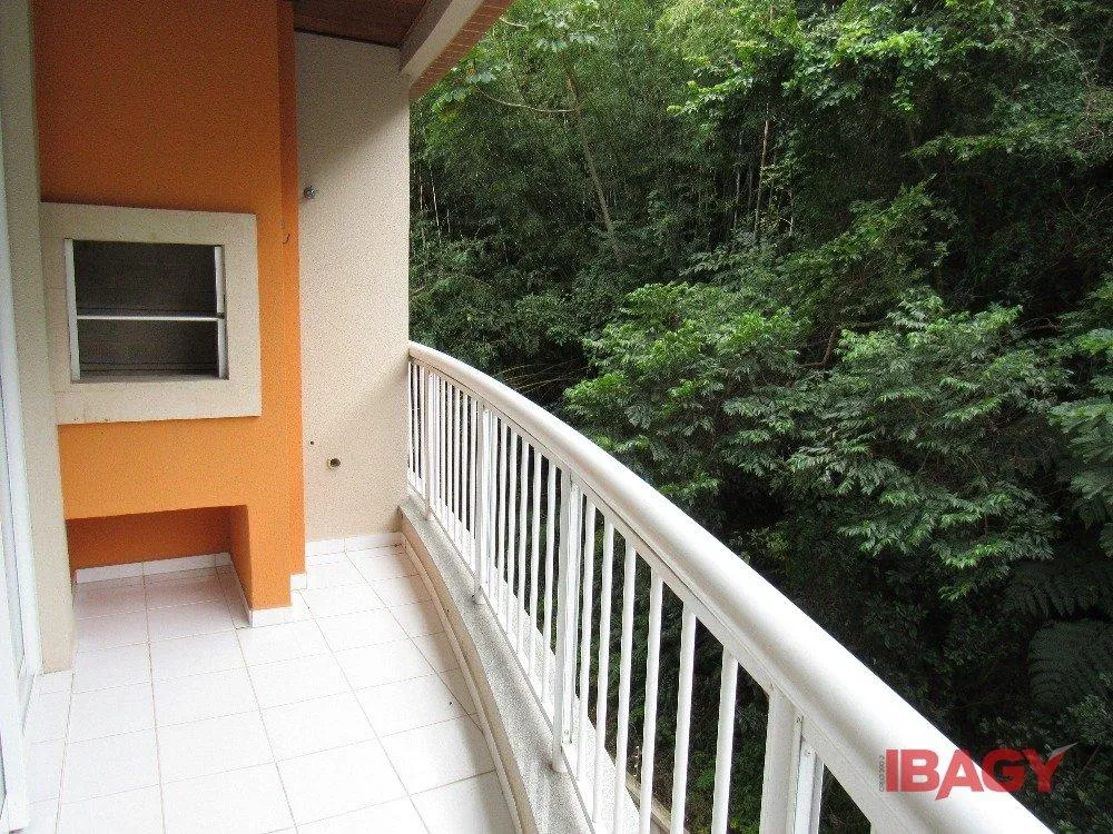 Washing machine in a 2-bedroom apartment, 70 m² — photo 3