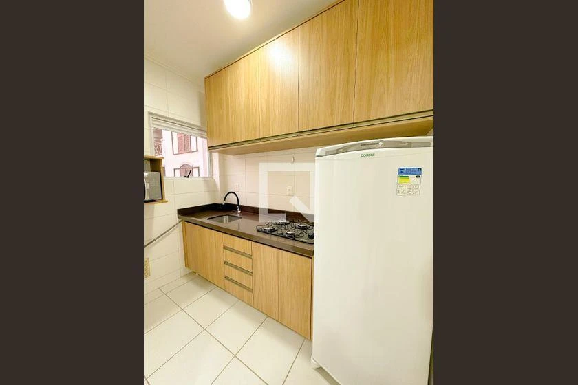 Apartamento com cozinha separada e 2 quartos e 1 vaga — photo 22