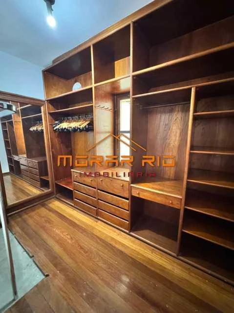 Ванна та 4 спальні: будинок 400 м² — photo 2