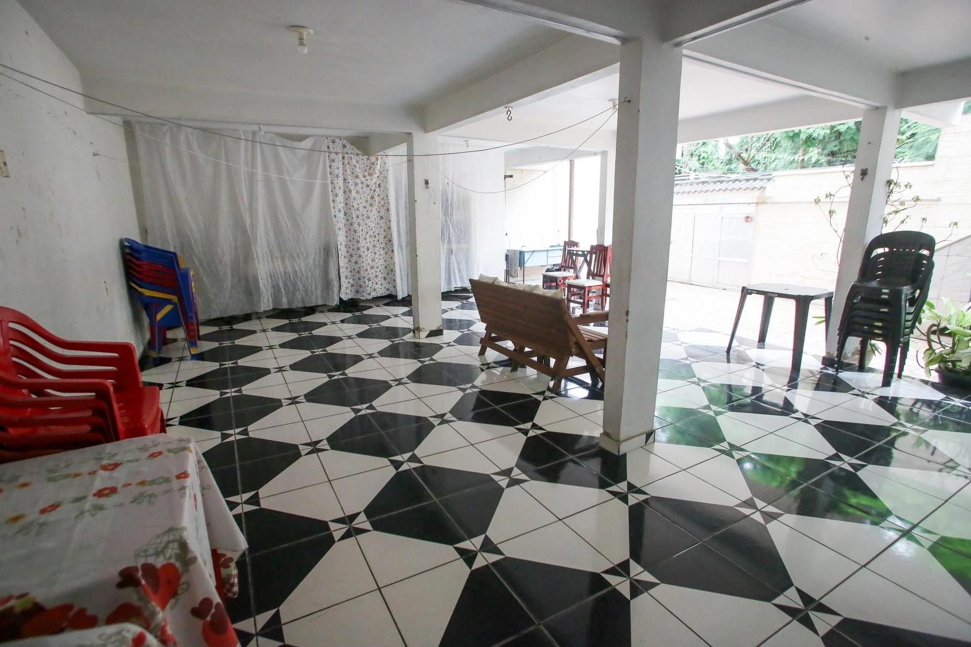 Casa mobiliada com 3 quartos, quintal privativo — photo 17