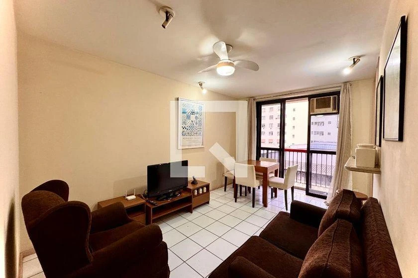 Washing machine in a 2-bedroom apartment, 69 m²