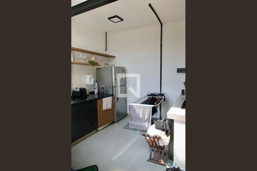 Furnished 1-bedroom apartment with an open-plan kitchen — photo 35