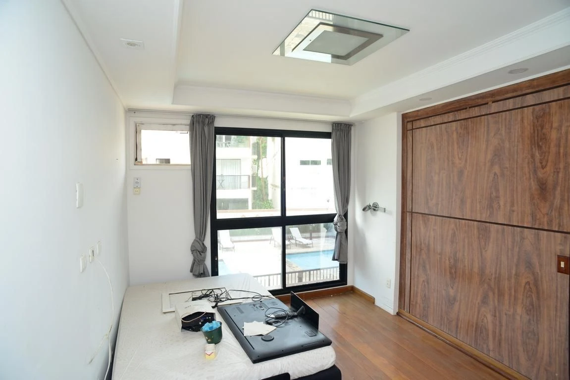 Rentable apartment with 4 bedrooms and a balcony — photo 22