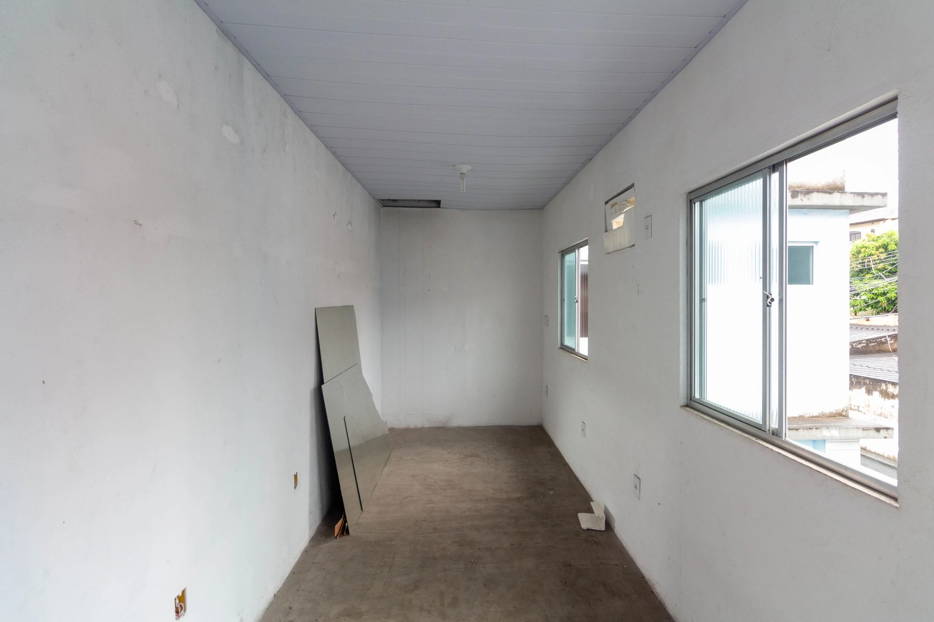 2-bedroom house with a home office — photo 26