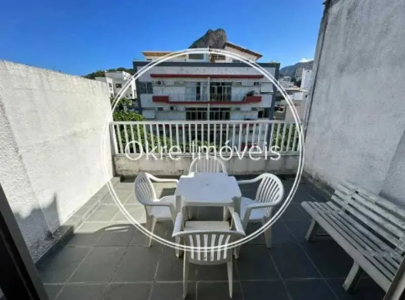 Furnished apartment with 4 bedrooms and 5 bathrooms — photo 18