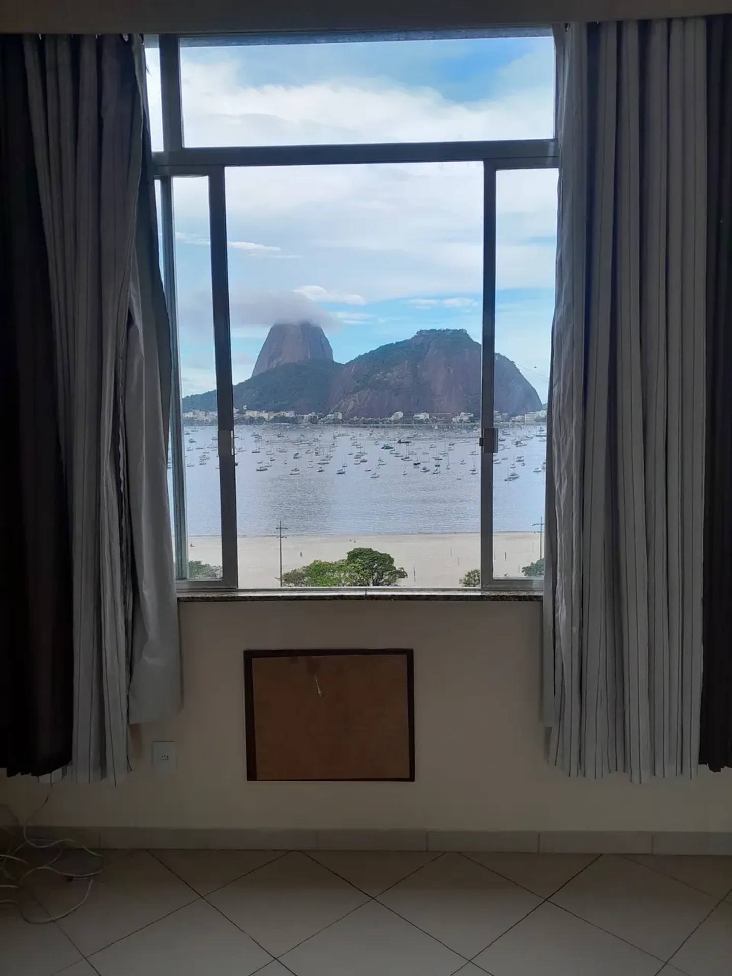 One-bedroom apartment with a washing machine — photo 14