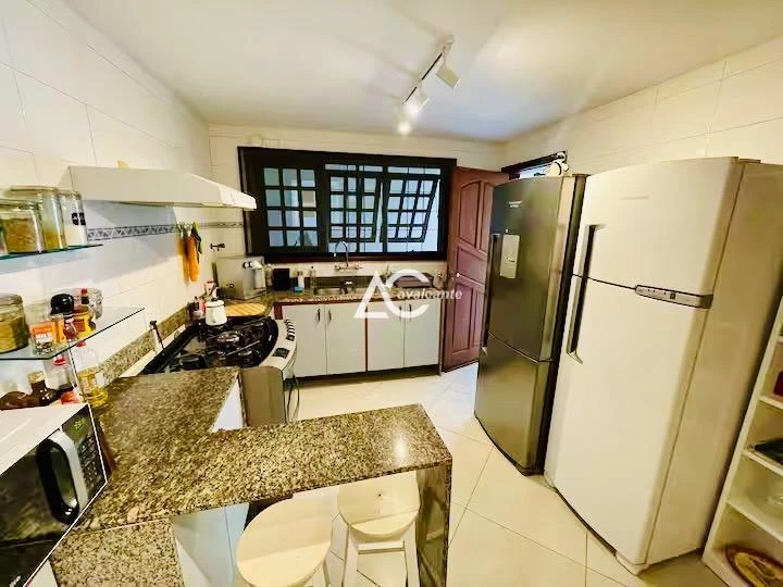 Casa mobiliada de 6 quartos com cozinha fechada a gás — photo 9