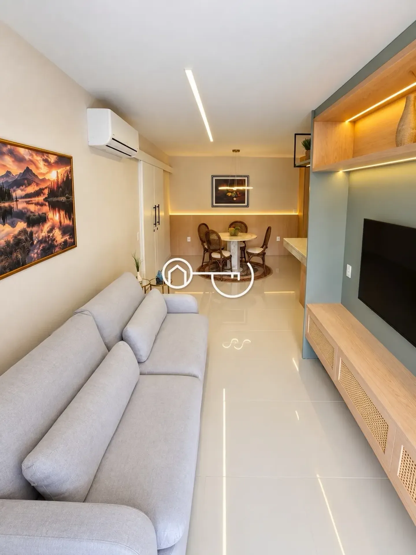 Furnished apartment, 93 m², with a mountain view — photo 37