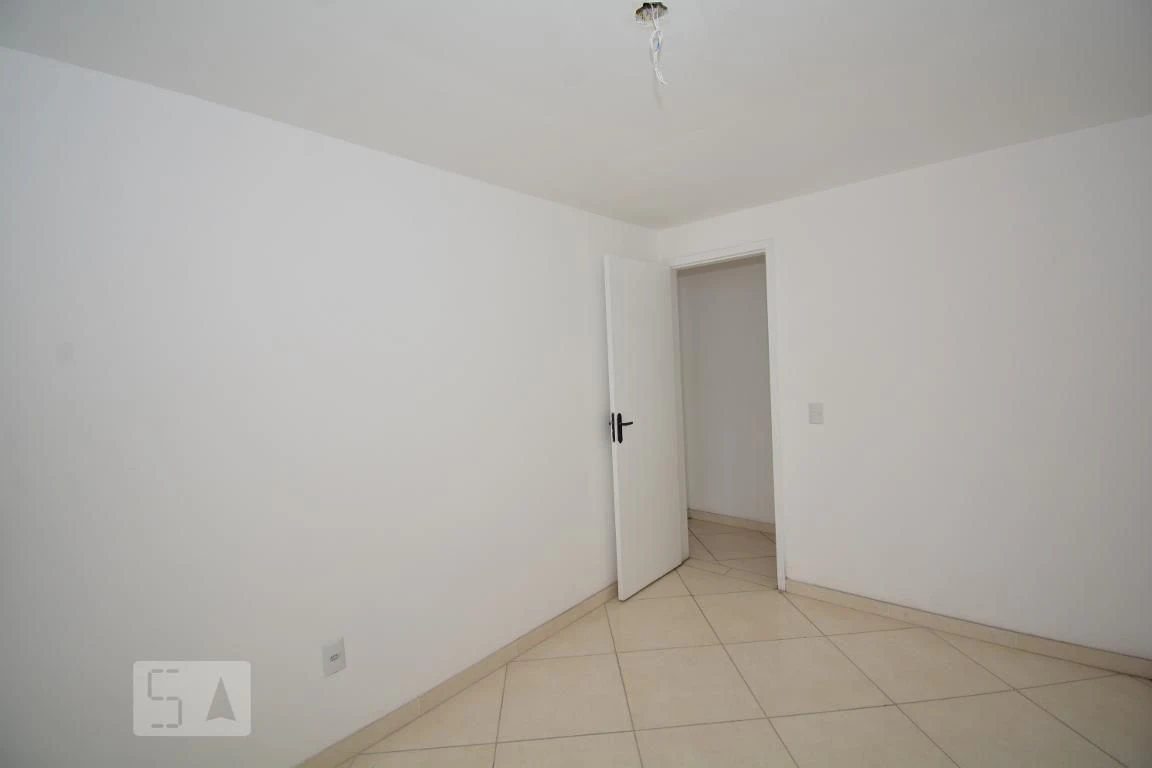 Apartamento com vista para as montanhas, Vaz Lobo — photo 27