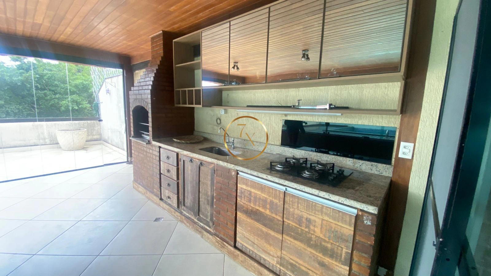 Cobertura linear de 300 m² com 3 dormitórios e BBQ — photo 27