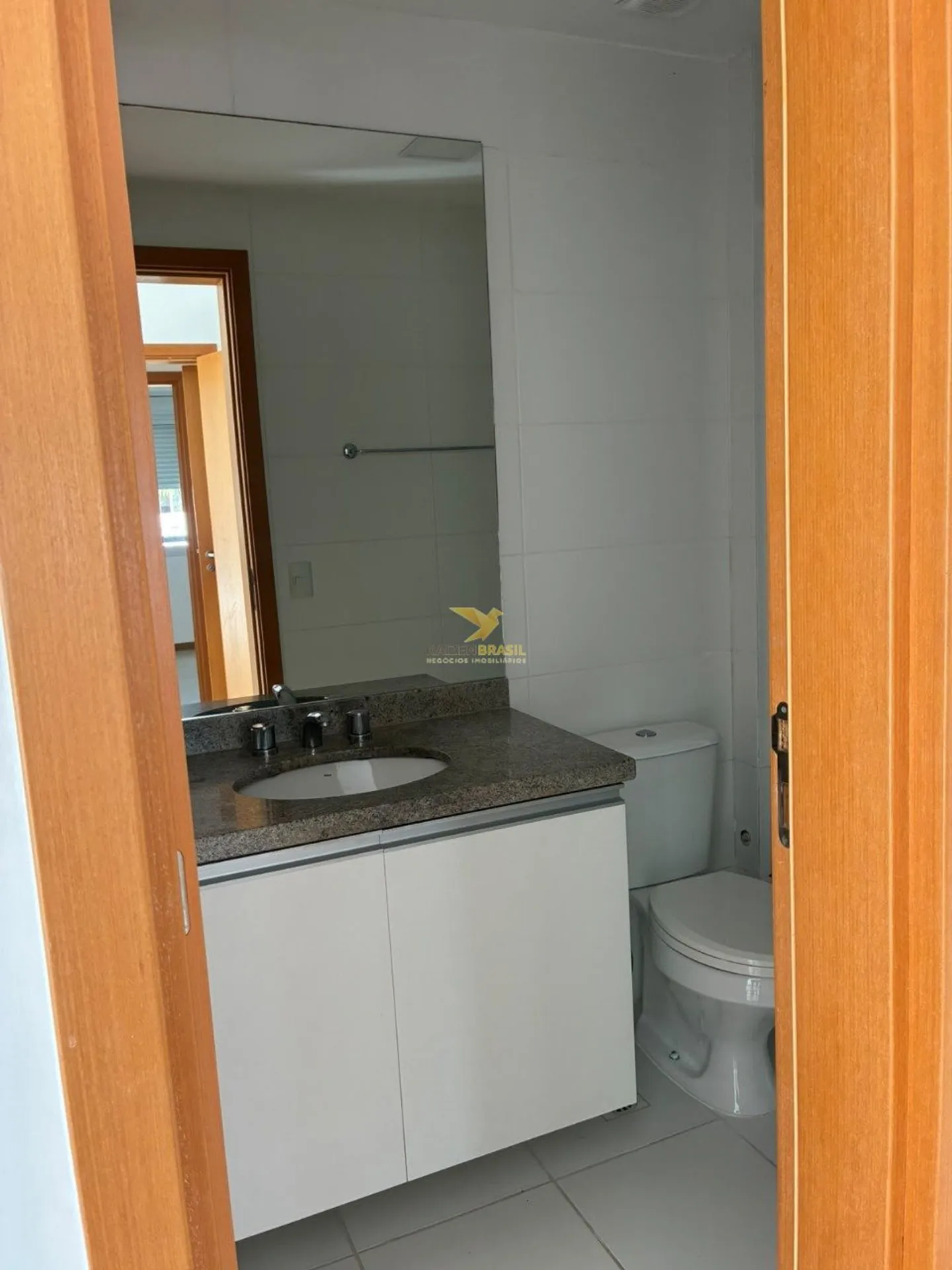 3-bedroom apartment, 1 with its own bathroom, 97 m² — photo 37