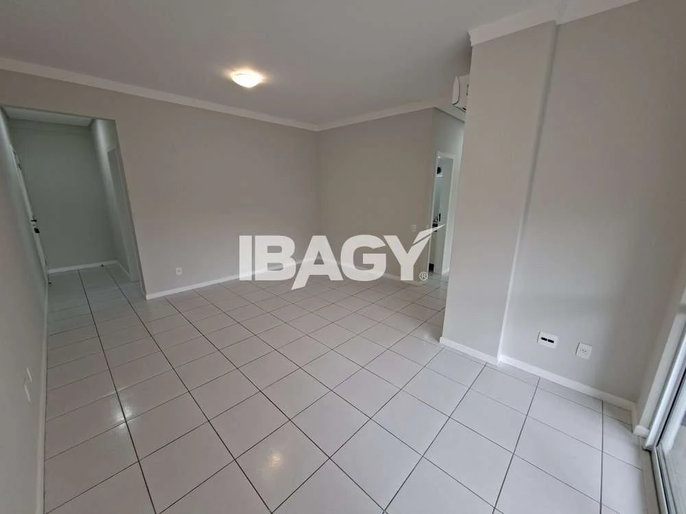 Apartamento de 91 m² con 3 dormitorios y balcón — photo 5